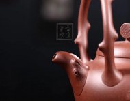 《東坡提梁》宜興紫砂壺全手工泡茶壺工藝美術師大師底槽青泥東坡提梁