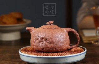 《薄?胎?靈芝供春》 《薄?胎?靈芝供春》