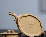 品名：歸影 作者：周云（國家級工藝