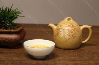 《竹子秦權》 《竹子秦權》