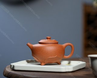 三足蓮花 三足蓮花