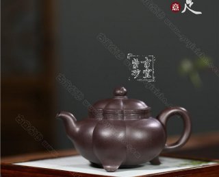 《三足如意》 《三足如意》