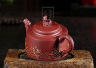 《魚(yú)躍龍門(mén)》宜興紫砂壺高級(jí)工藝美術(shù)師手工禮品茶具底槽青