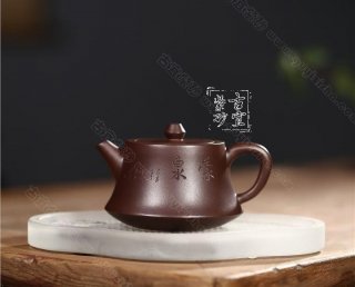 《柱礎》 《柱礎》