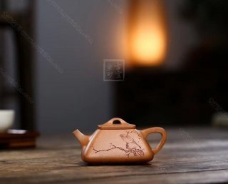 《四方石瓢》 《四方石瓢》