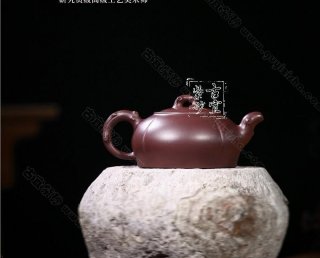 《春華秋實》 《春華秋實》