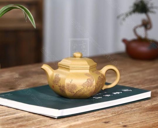 《六方仿古》 《六方仿古》