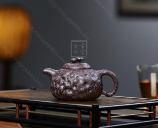 《靈芝供春》 《靈芝供春》