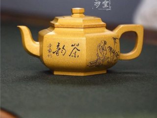 《六方雪華》 《六方雪華》