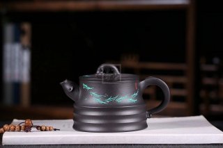 《魚樂》茶具茶壺宜興手工紫砂壺烏金泥 《魚樂》茶具茶壺宜興手工紫砂壺烏金泥