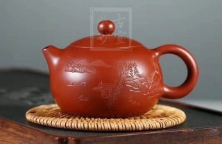 《山水西施》宜興紫砂壺實力派名家手工珍稀大紅袍西施 《山水西施》宜興紫砂壺實力派名家手工珍稀大紅袍西施