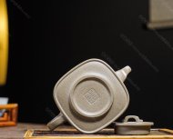 美壺推薦！品名：四方玉鎖作者：工藝美術