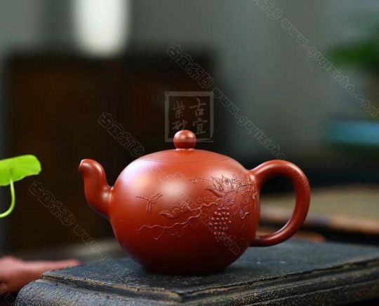 《大圓珠》 《大圓珠》