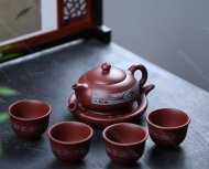 爆竹聲中一歲除，春風(fēng)送暖入屠蘇 【