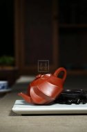 《炫》宜興紫砂壺創(chuàng)新壺工藝美術師手工大紅袍泡茶壺禮品