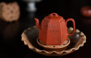 《六方錦華》經典紫砂壺六方宜興全手工工藝美術師泡茶壺茶具朱泥